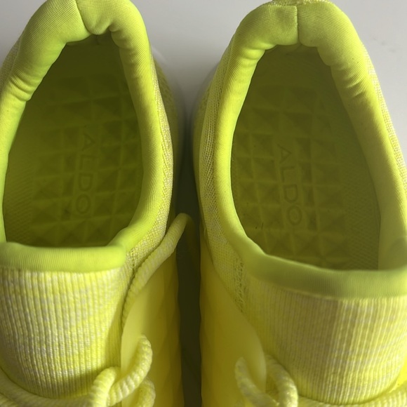 Aldo lime green sneakers Women’s - Picture 2 of 3